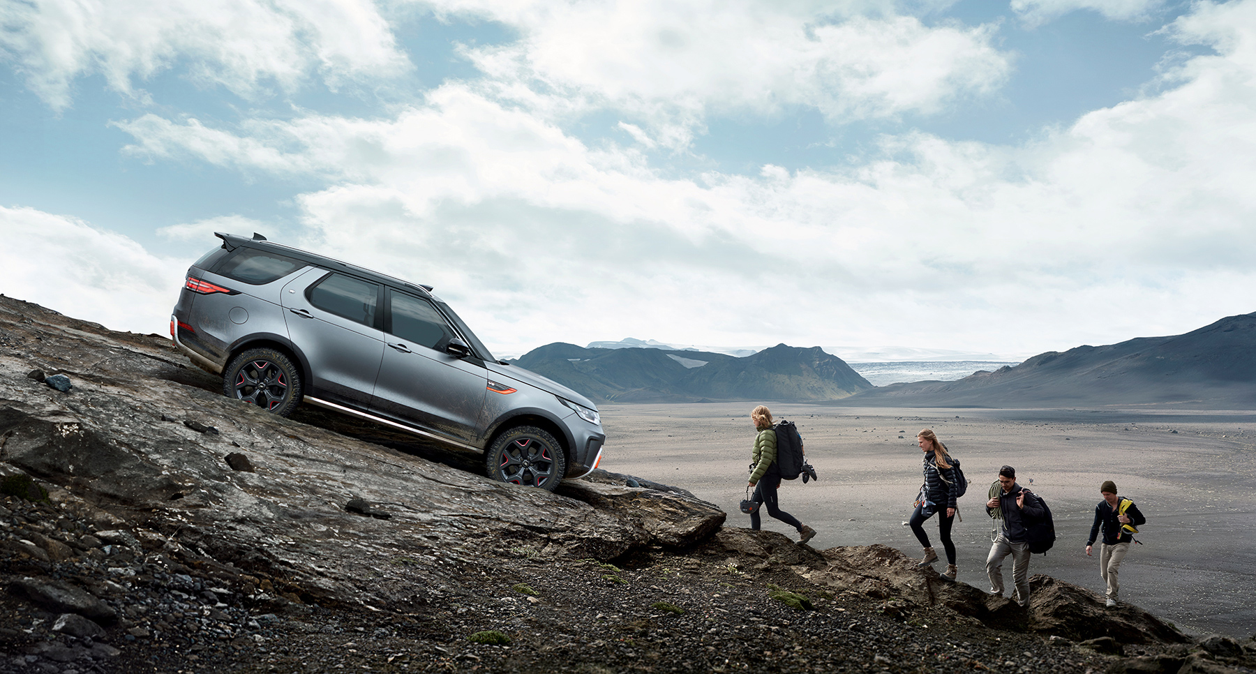 Trigger Shoots Land Rover Discovery Iceland photoshoot