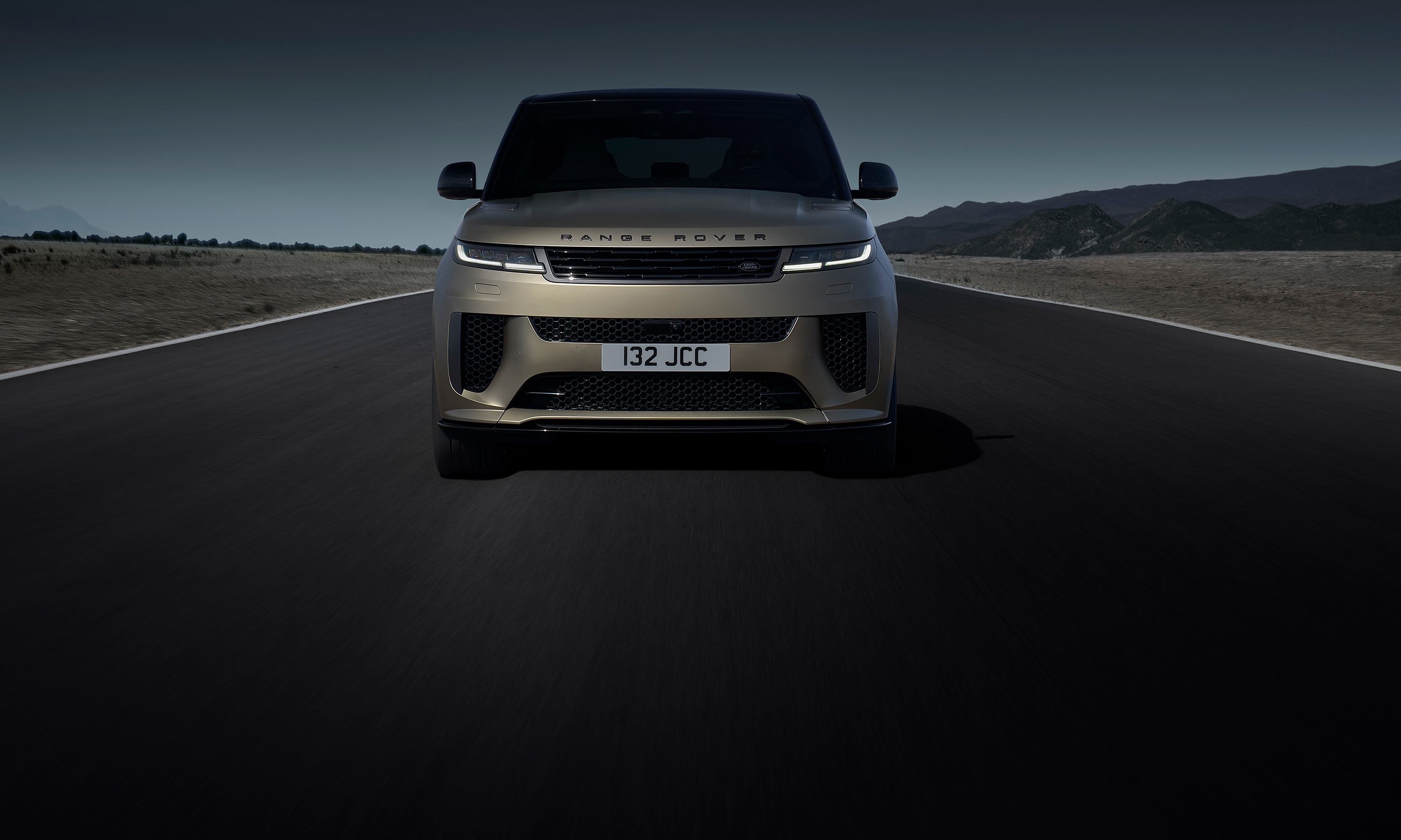 Trigger Shoots Range Rover SVR photoshoot