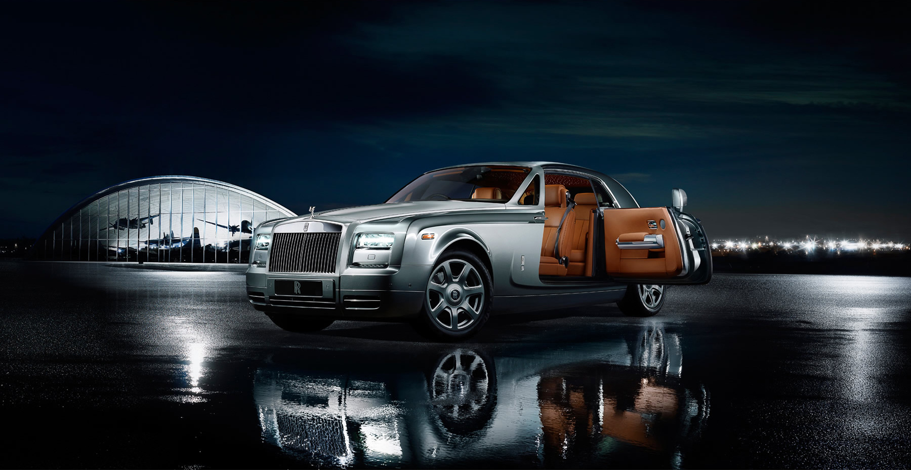Trigger Shoots Rolls Royce Phantom photoshoot