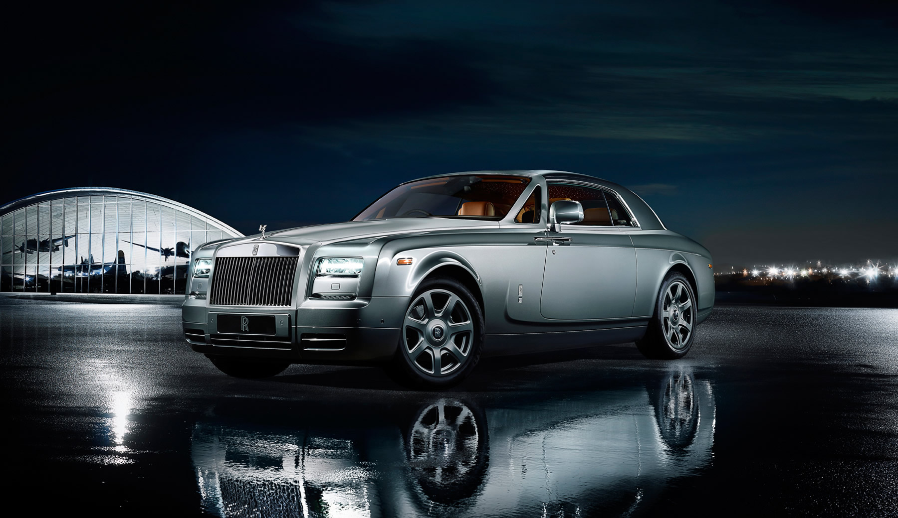 Trigger Shoots Rolls Royce Phantom photoshoot