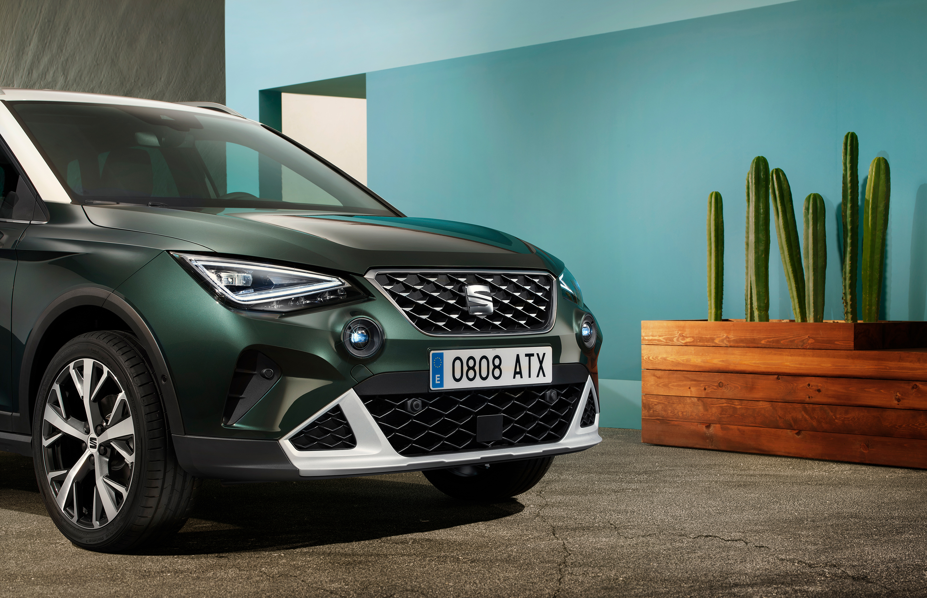 Trigger Shoots Seat Arona photoshoot