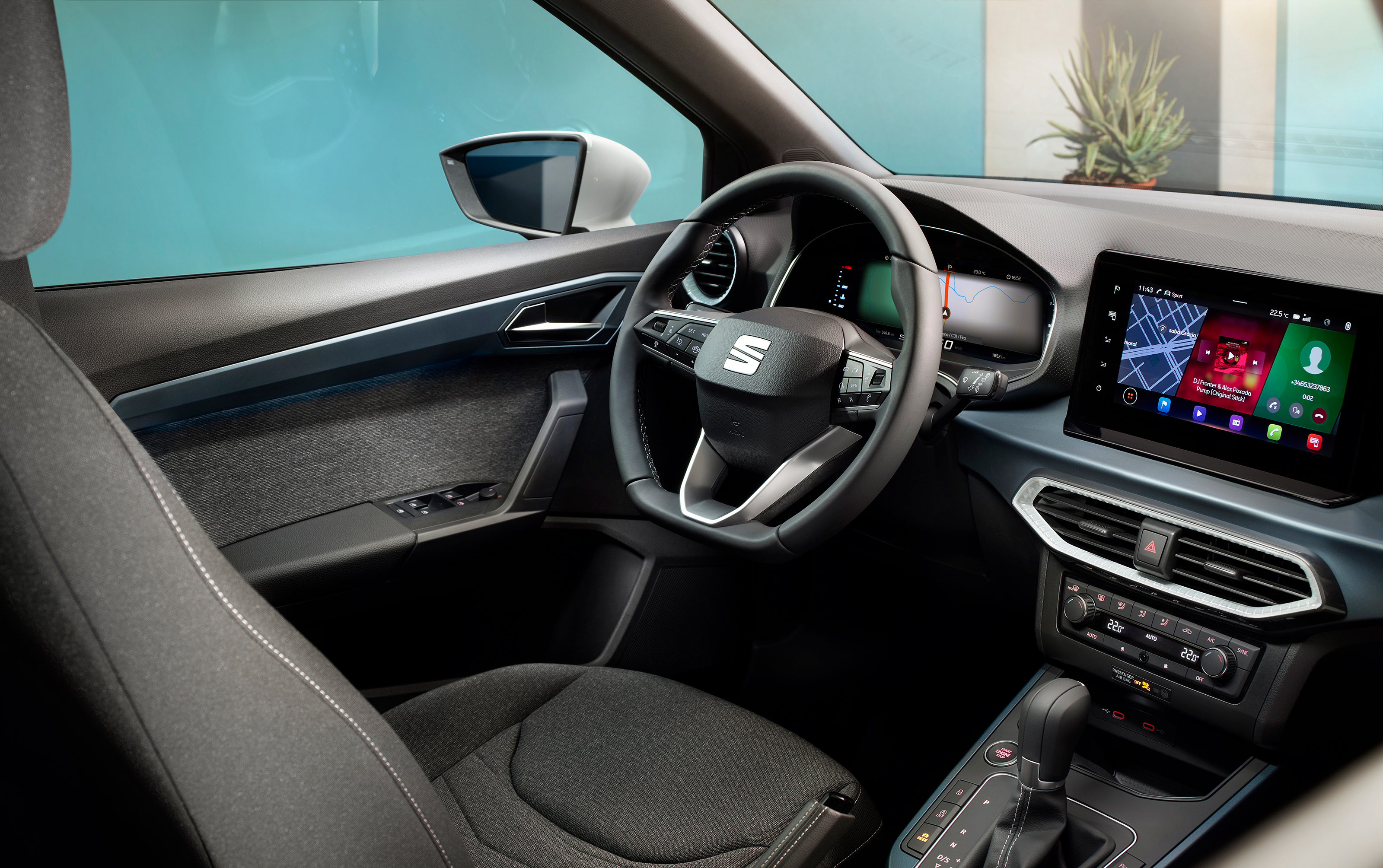 Trigger Shoots Seat Arona photoshoot